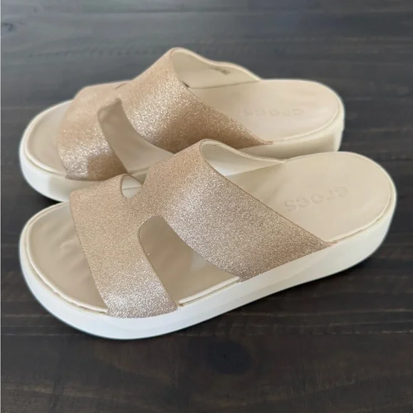 Crocs Glitter Slide Sandals Champagne Gold Platform Comfort Women’s 7 - Picture 4 of 8